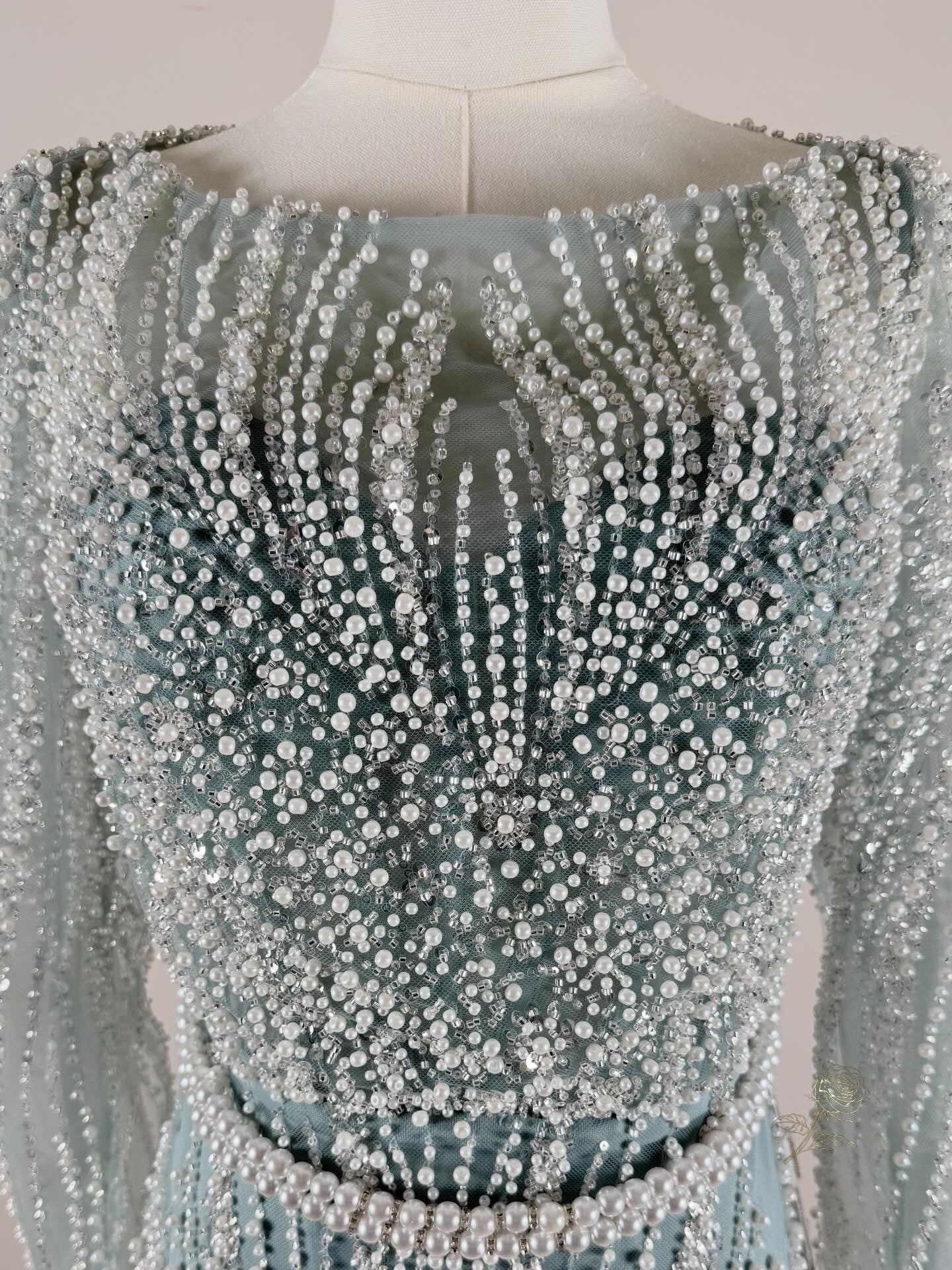Robe INCI