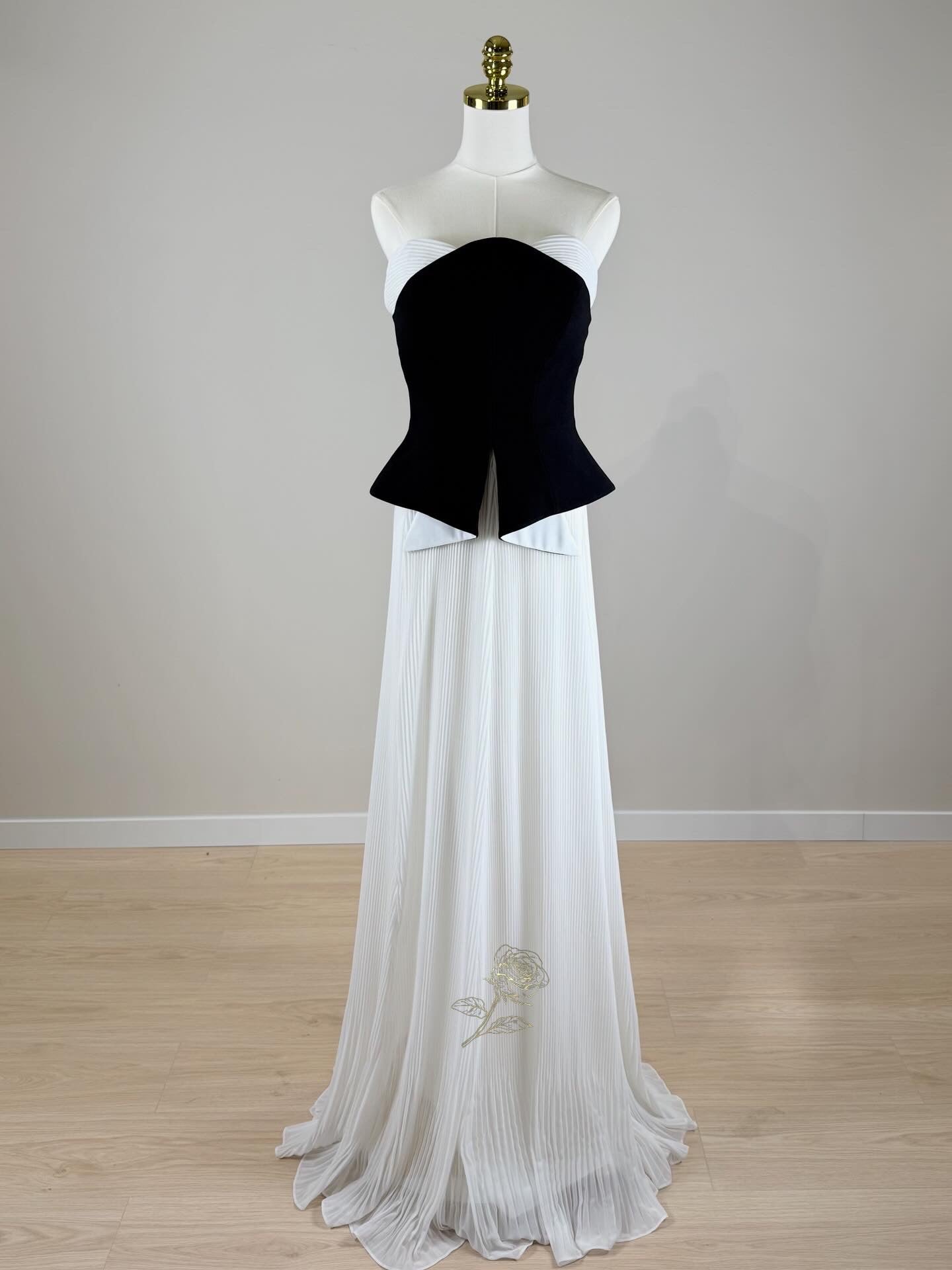 Robe NUR